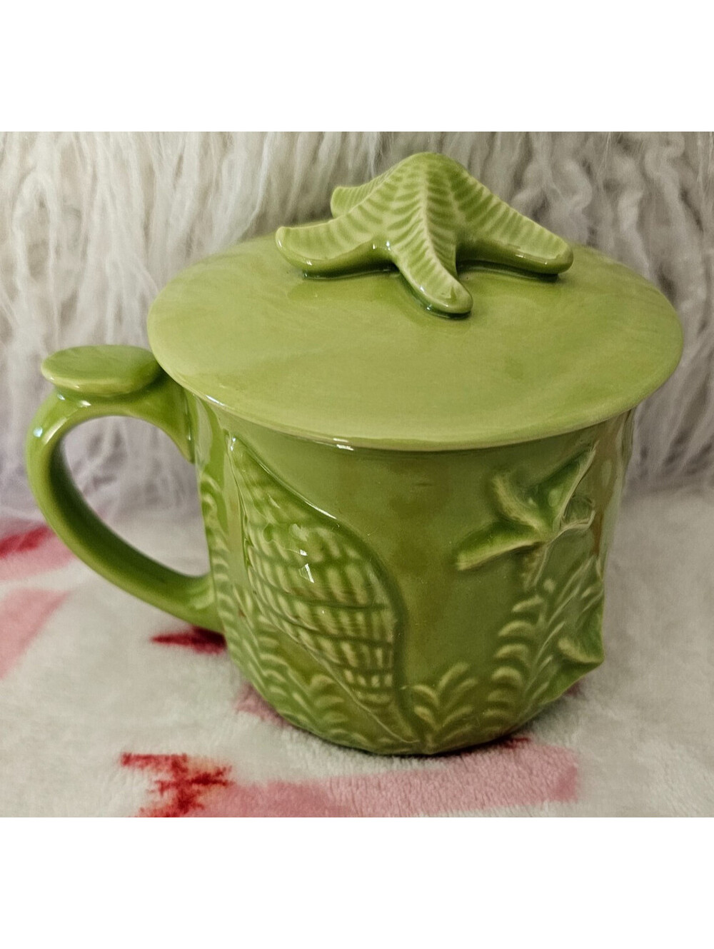 Andrea Sadek Ceramic Covered Tea Mug Cup Strainer Starfish Lid Shell Green 3.5"